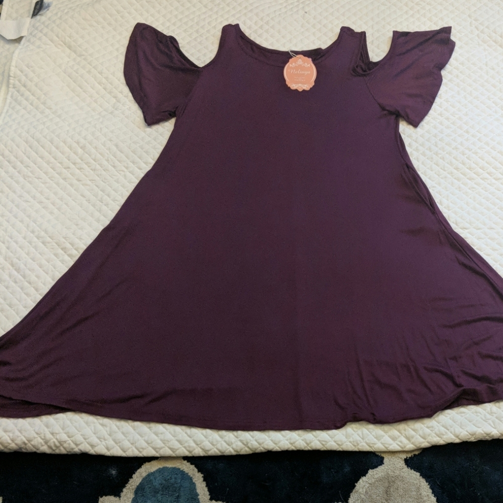New dress with tags open bare shoulders